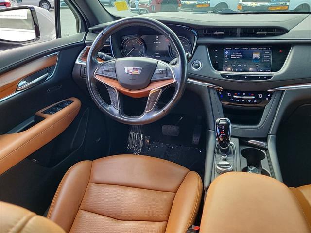 used 2021 Cadillac XT5 car, priced at $30,338