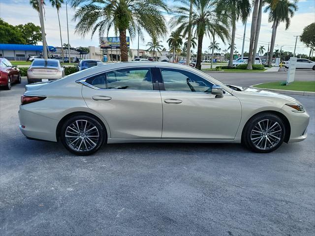 used 2022 Lexus ES 350 car, priced at $35,899