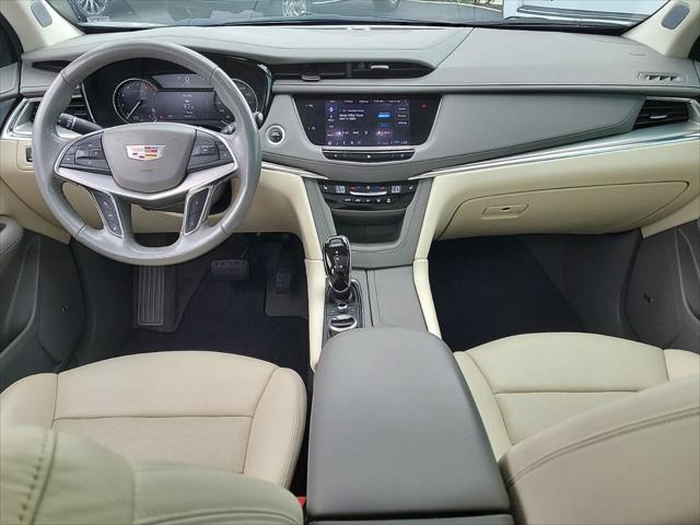 used 2020 Cadillac XT5 car, priced at $25,989