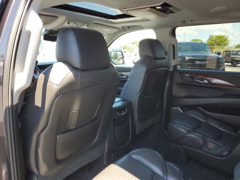 used 2018 Cadillac Escalade ESV car, priced at $36,549