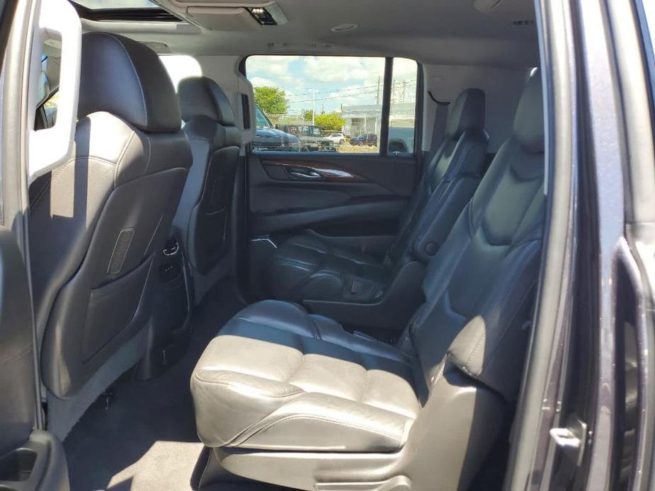 used 2018 Cadillac Escalade ESV car, priced at $36,549