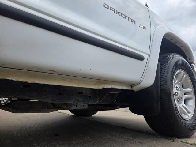 used 2001 Dodge Dakota car, priced at $5,450