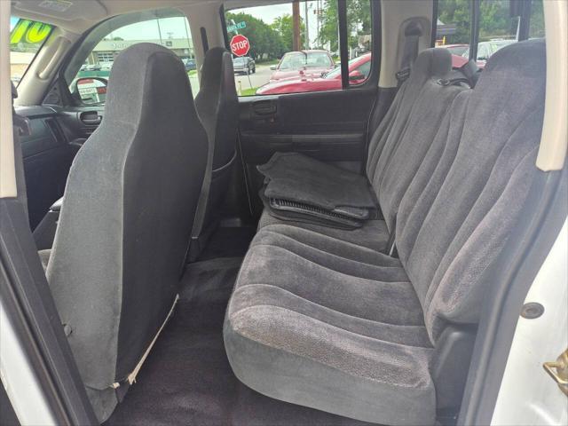 used 2001 Dodge Dakota car, priced at $5,450