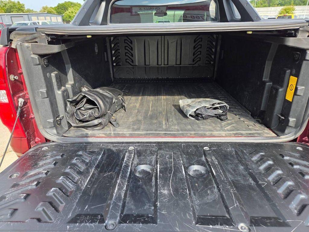 used 2008 Chevrolet Avalanche car, priced at $11,950