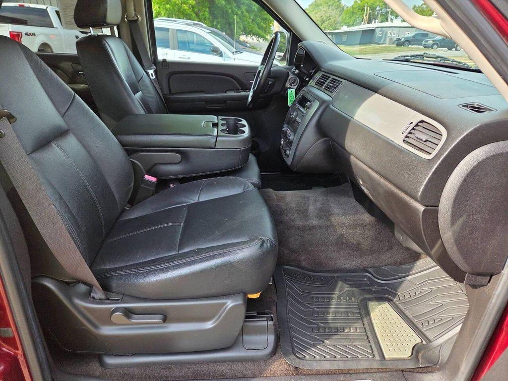 used 2008 Chevrolet Avalanche car, priced at $11,950