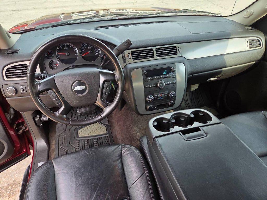 used 2008 Chevrolet Avalanche car, priced at $11,950