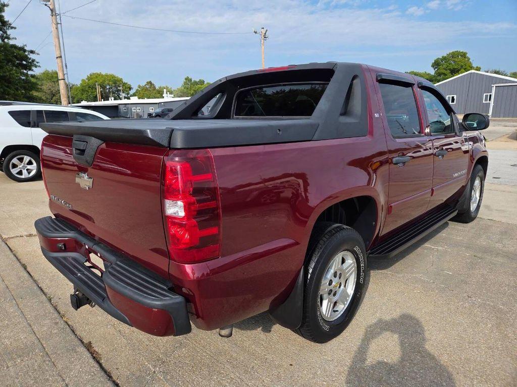 used 2008 Chevrolet Avalanche car, priced at $11,950