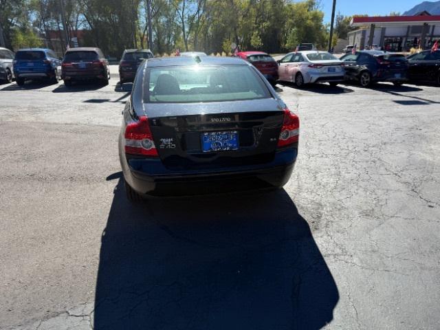 used 2005 Volvo S40 car, priced at $2,800