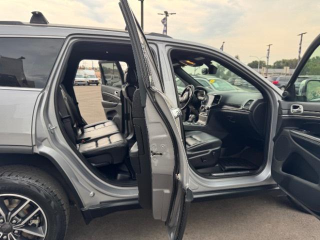 used 2019 Jeep Grand Cherokee car, priced at $18,800