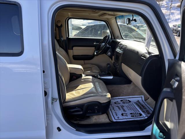 used 2007 Hummer H3 car, priced at $7,900