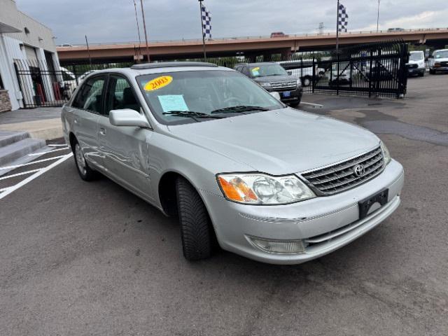 used 2003 Toyota Avalon car, priced at $3,900