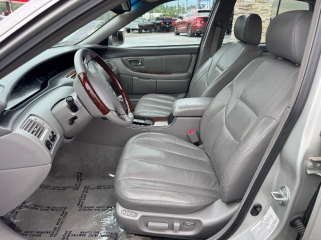 used 2003 Toyota Avalon car, priced at $3,900