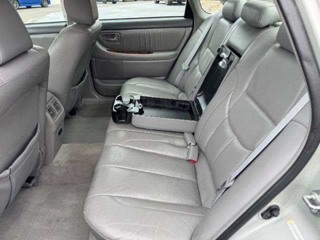 used 2003 Toyota Avalon car, priced at $3,900