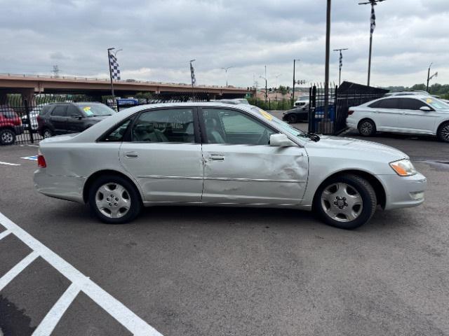 used 2003 Toyota Avalon car, priced at $3,900