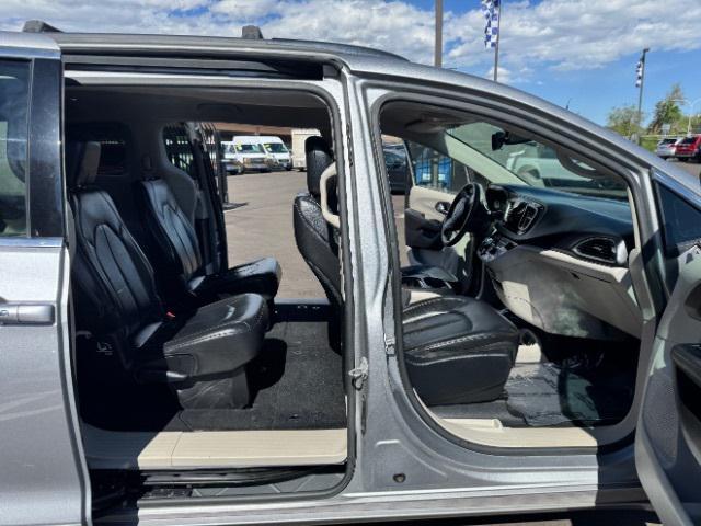 used 2017 Chrysler Pacifica car, priced at $13,800