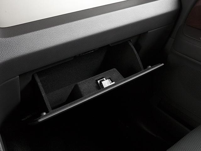 used 2013 Lincoln Navigator car, priced at $12,500