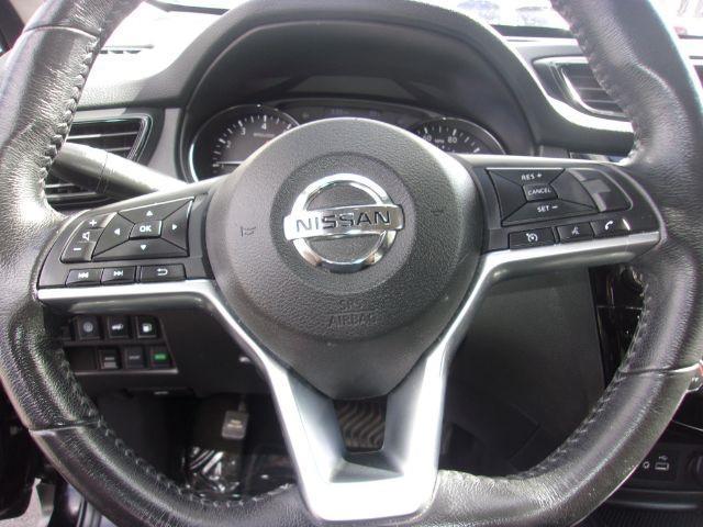 used 2020 Nissan Rogue car, priced at $15,100