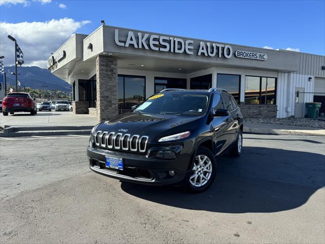 used 2017 Jeep Cherokee car