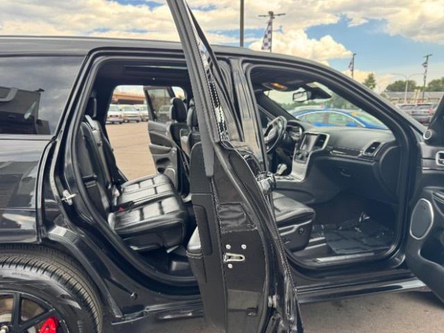 used 2016 Jeep Grand Cherokee car, priced at $29,400