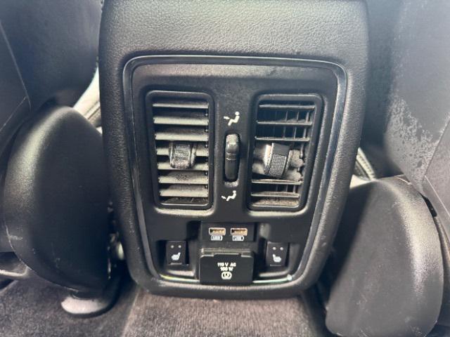 used 2016 Jeep Grand Cherokee car, priced at $29,400