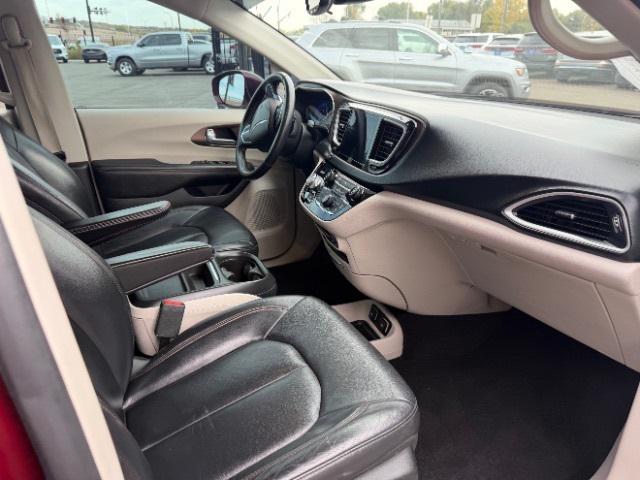used 2017 Chrysler Pacifica car, priced at $15,500