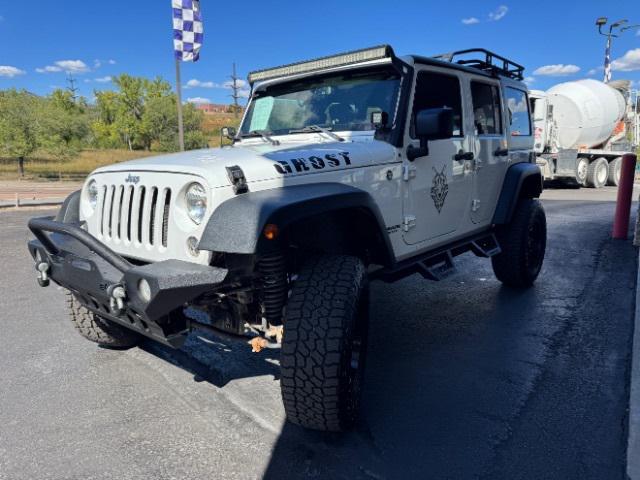used 2015 Jeep Wrangler Unlimited car, priced at $22,500
