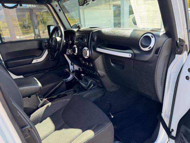 used 2015 Jeep Wrangler Unlimited car, priced at $22,500