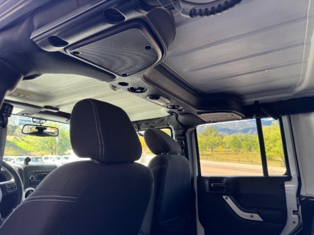 used 2015 Jeep Wrangler Unlimited car, priced at $22,500