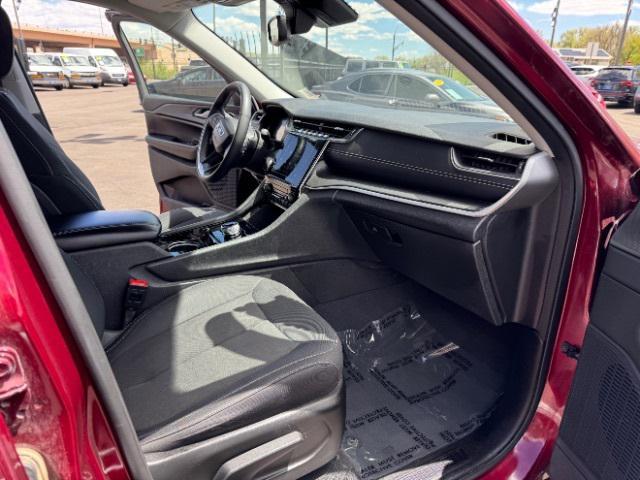used 2023 Jeep Grand Cherokee car, priced at $26,400