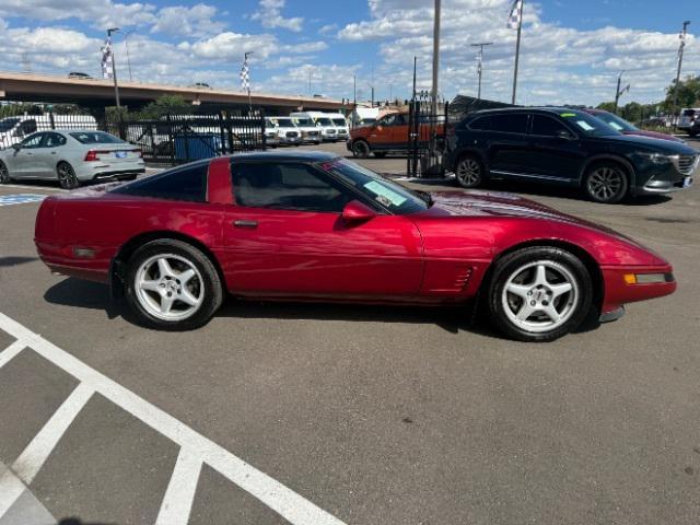 used 1995 Chevrolet Corvette car, priced at $12,500