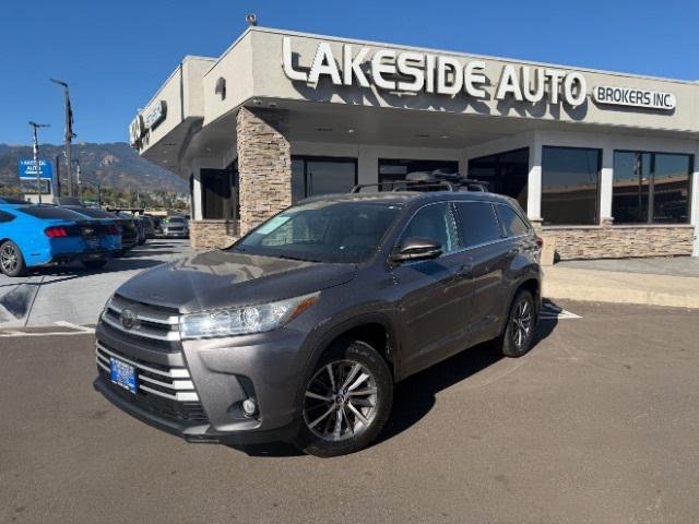 used 2018 Toyota Highlander car, priced at $26,800
