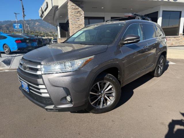 used 2018 Toyota Highlander car, priced at $26,800