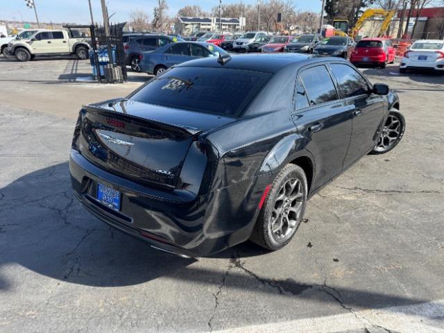 used 2016 Chrysler 300 car