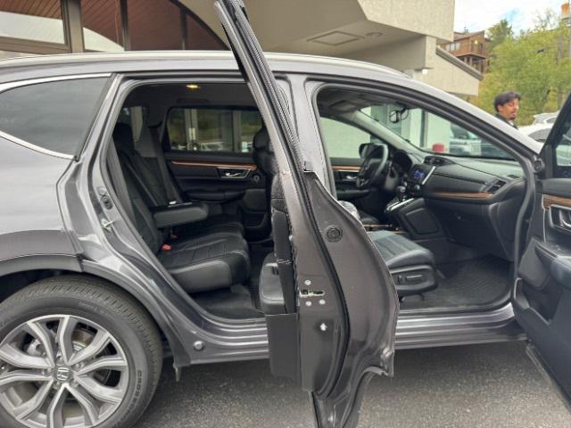 used 2020 Honda CR-V car, priced at $31,900