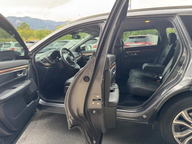 used 2020 Honda CR-V car, priced at $31,900