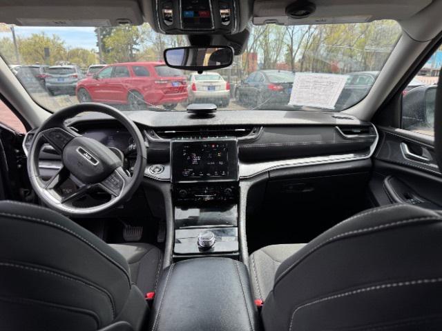 used 2023 Jeep Grand Cherokee car, priced at $29,900