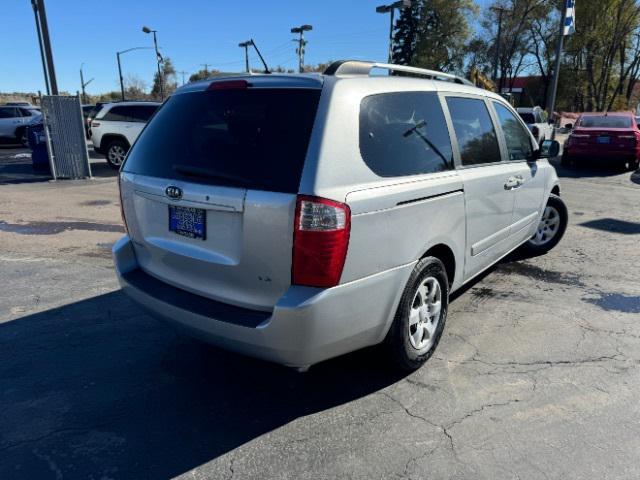 used 2009 Kia Sedona car, priced at $3,900