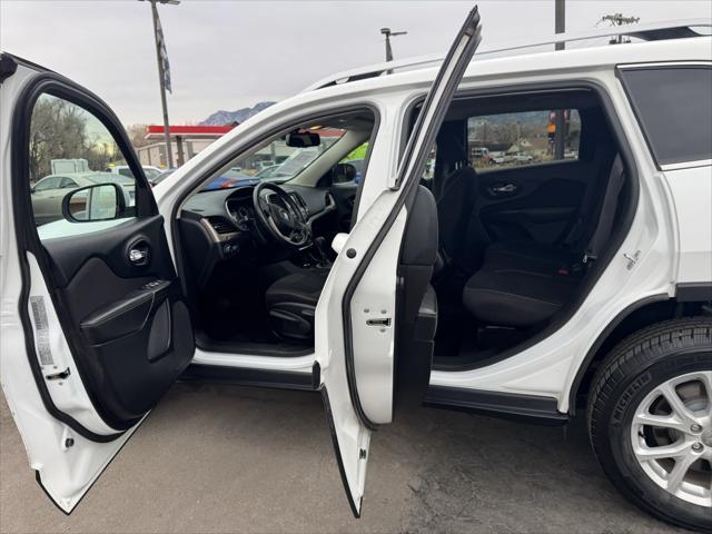 used 2017 Jeep Cherokee car, priced at $11,900