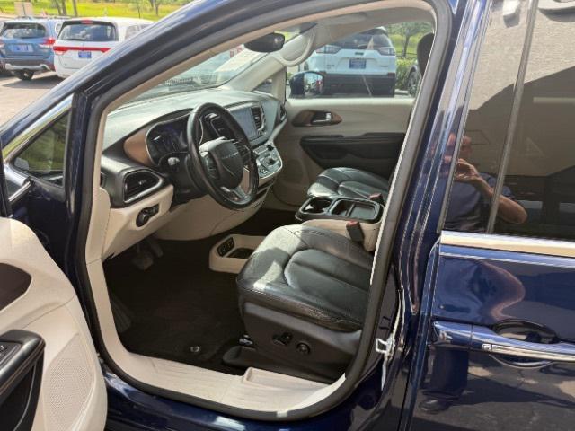 used 2017 Chrysler Pacifica car, priced at $10,900