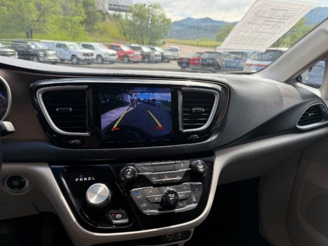 used 2017 Chrysler Pacifica car, priced at $10,900