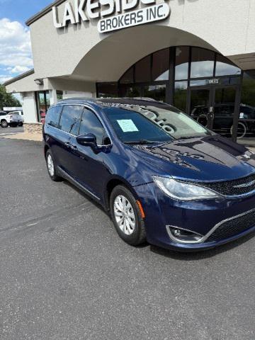used 2017 Chrysler Pacifica car, priced at $10,900