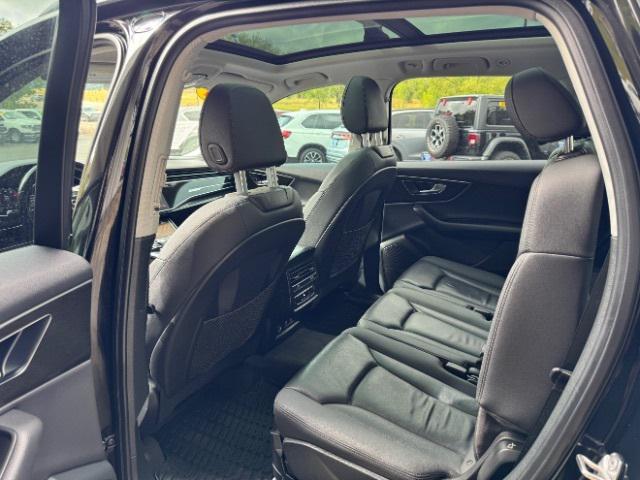 used 2021 Audi Q7 car, priced at $28,900