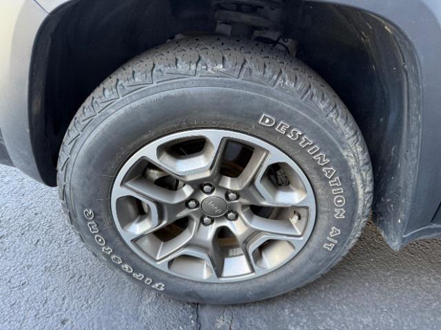 used 2021 Jeep Cherokee car, priced at $24,800