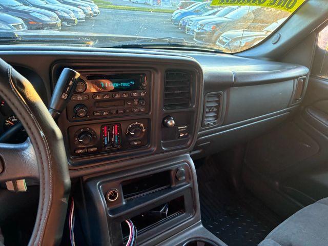 used 2005 Chevrolet Silverado 2500 car, priced at $15,995
