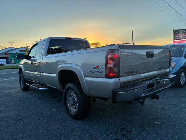 used 2005 Chevrolet Silverado 2500 car, priced at $15,995