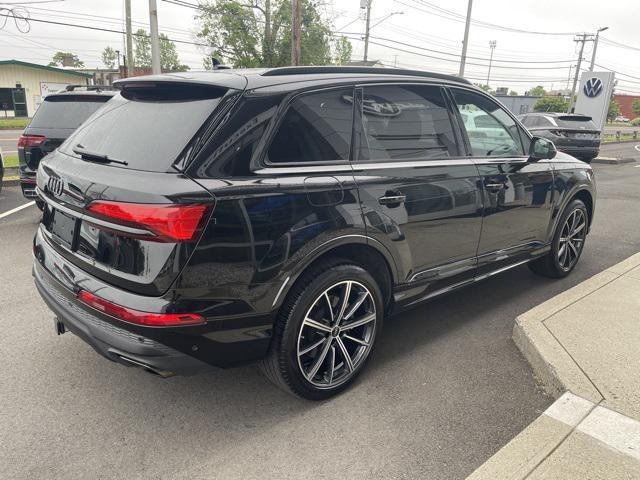 used 2025 Audi Q7 car, priced at $59,985