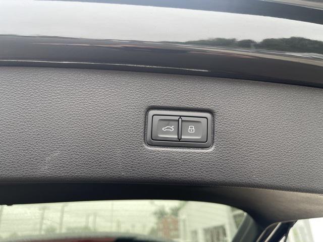 used 2025 Audi Q7 car, priced at $59,985
