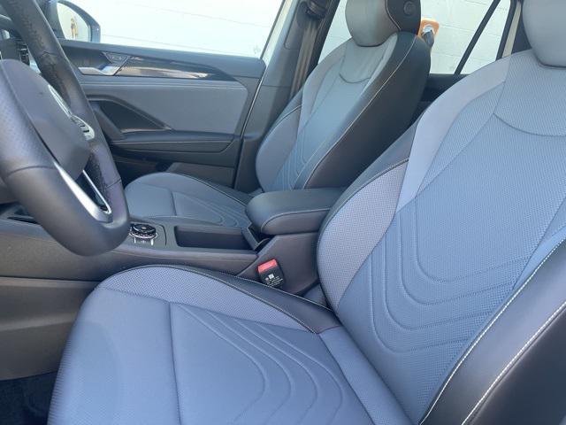 new 2025 Volkswagen Tiguan car, priced at $37,821