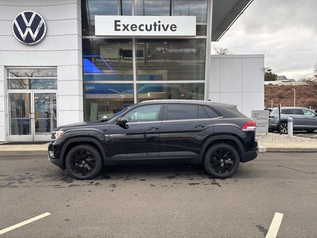 new 2025 Volkswagen Atlas Cross Sport car, priced at $43,508