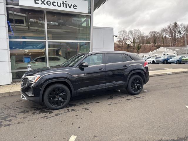 new 2025 Volkswagen Atlas Cross Sport car, priced at $43,508